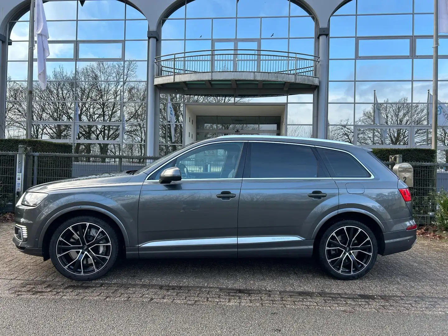Audi Q7 e-tron 3.0 TDI quattro Sport leder int ,21 inch velgen Grau - 2