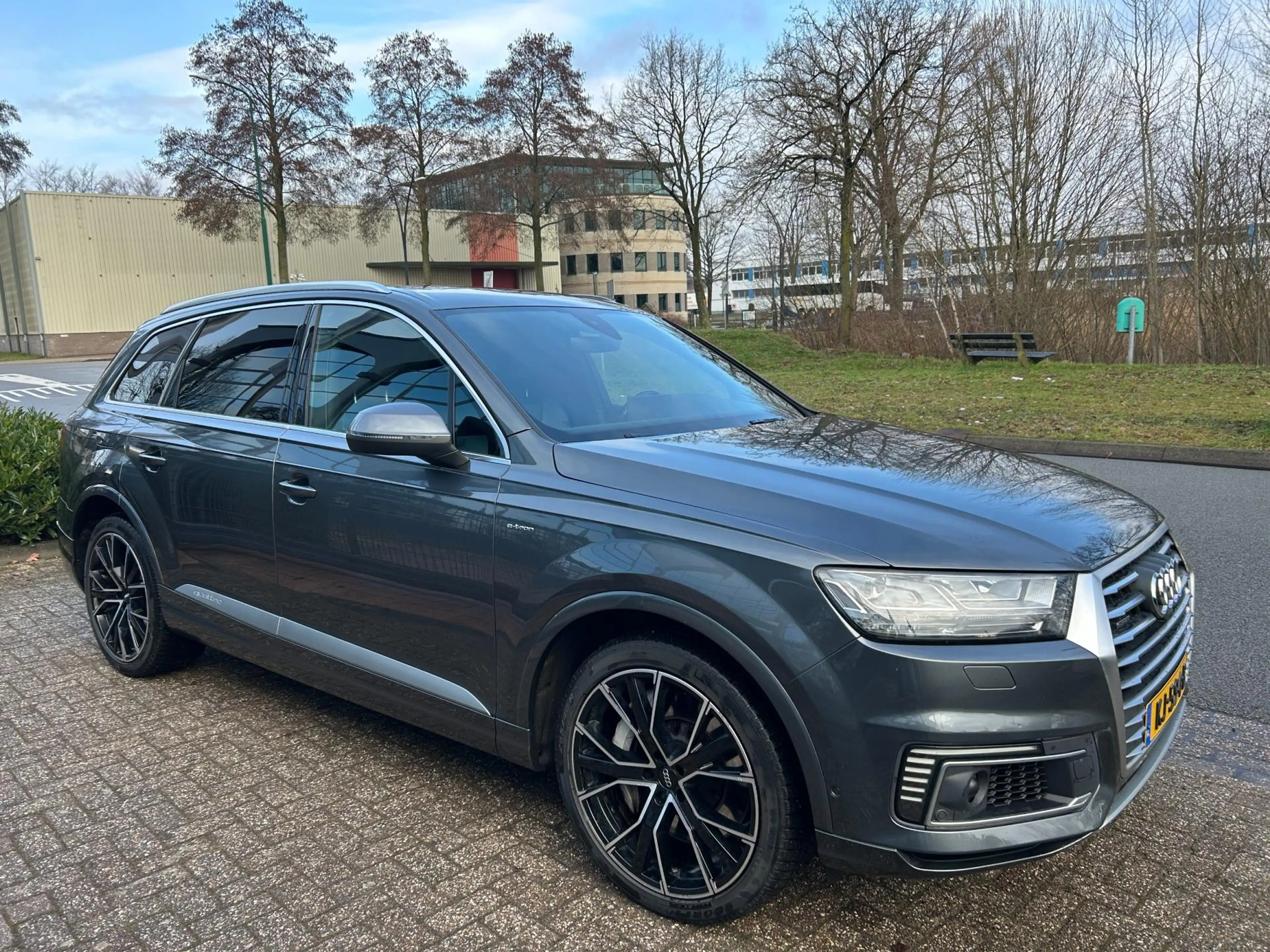 Audi Q7 e-tron 3.0 TDI quattro Sport leder int ,21 inch velgen