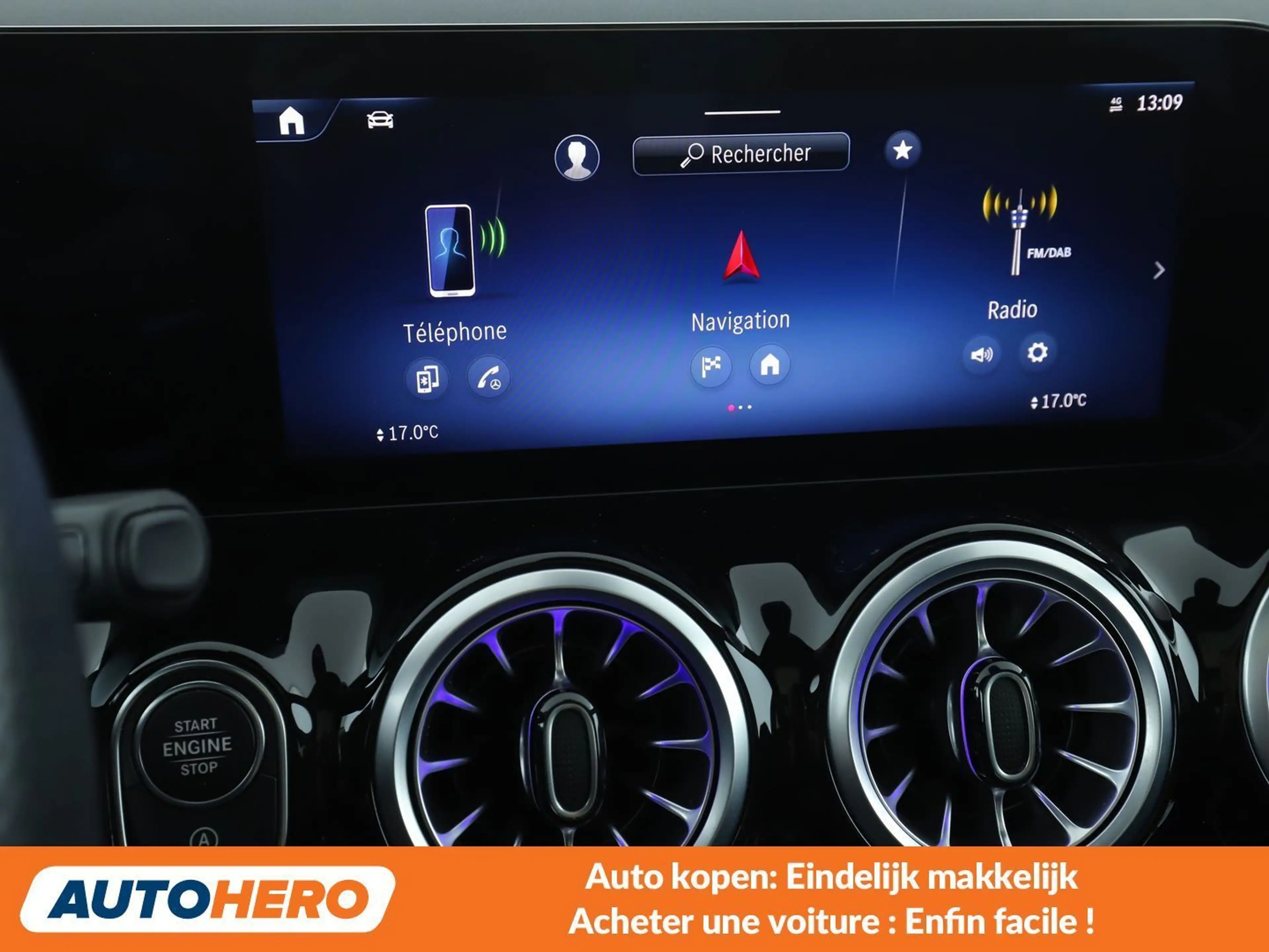 Mercedes-Benz GLA 220 GLA 220 Mild-Hybrid 4Matic AMG Line — photo 14