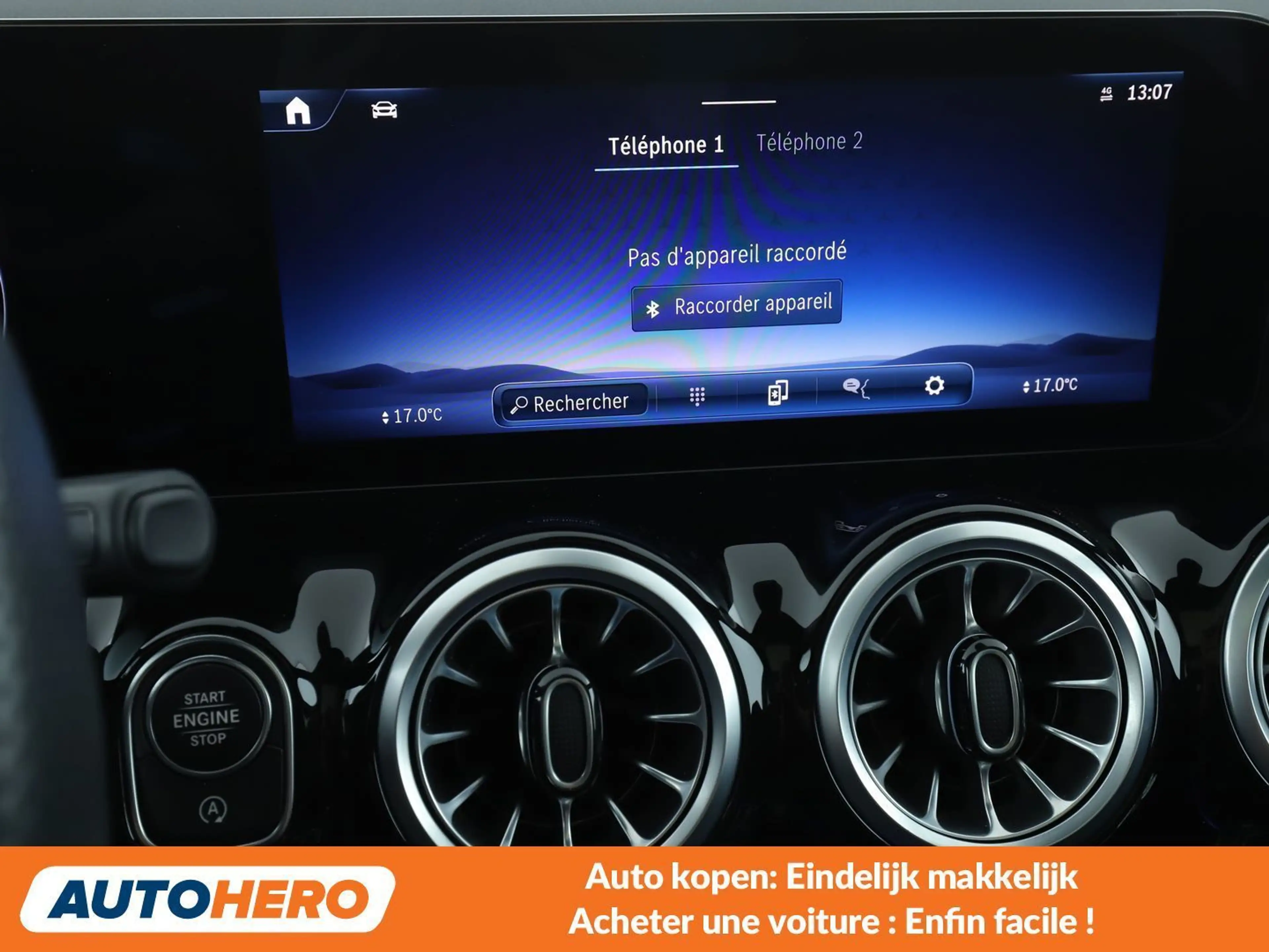 Mercedes-Benz GLA 220 GLA 220 Mild-Hybrid 4Matic AMG Line — photo 11