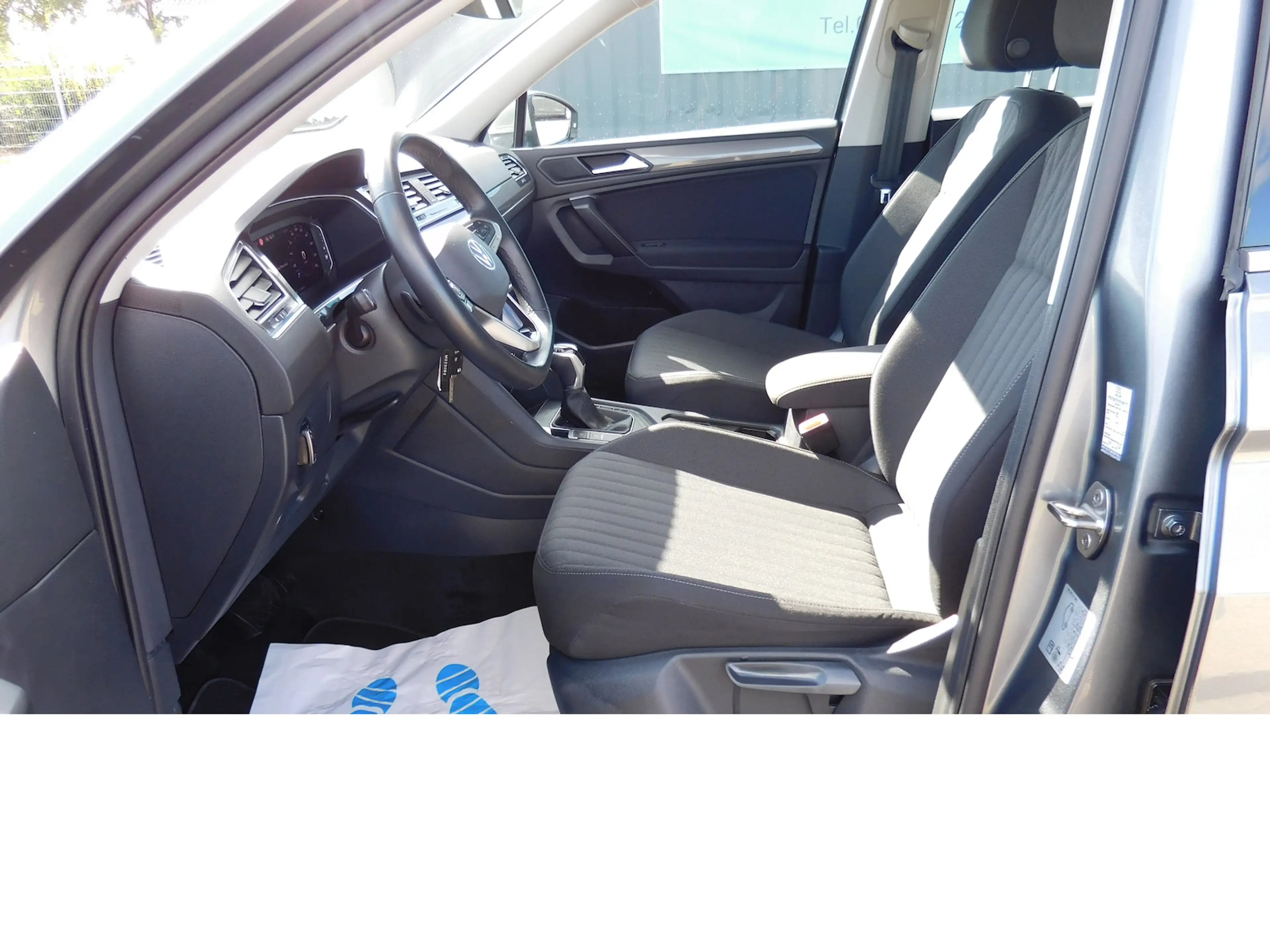 Volkswagen Tiguan Allspace 1.5 TSI Life 7 Sitze Navi DSG — photo 10