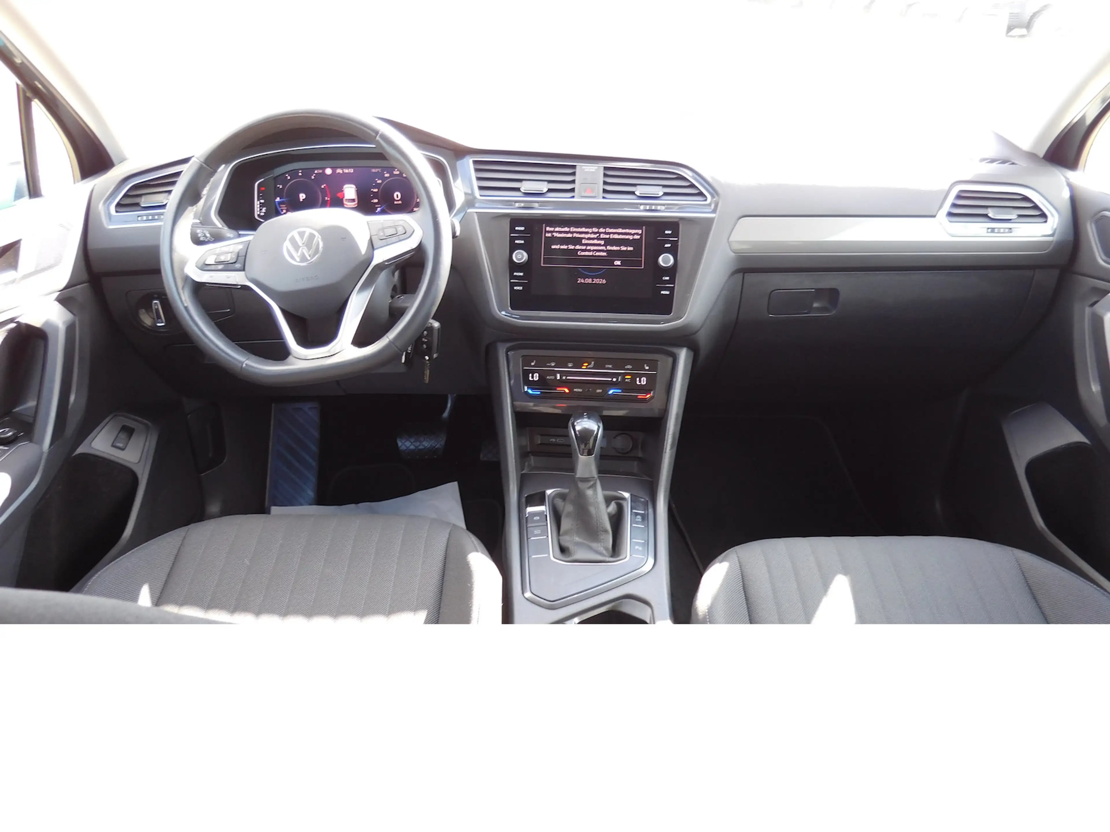 Volkswagen Tiguan Allspace 1.5 TSI Life 7 Sitze Navi DSG — photo 9