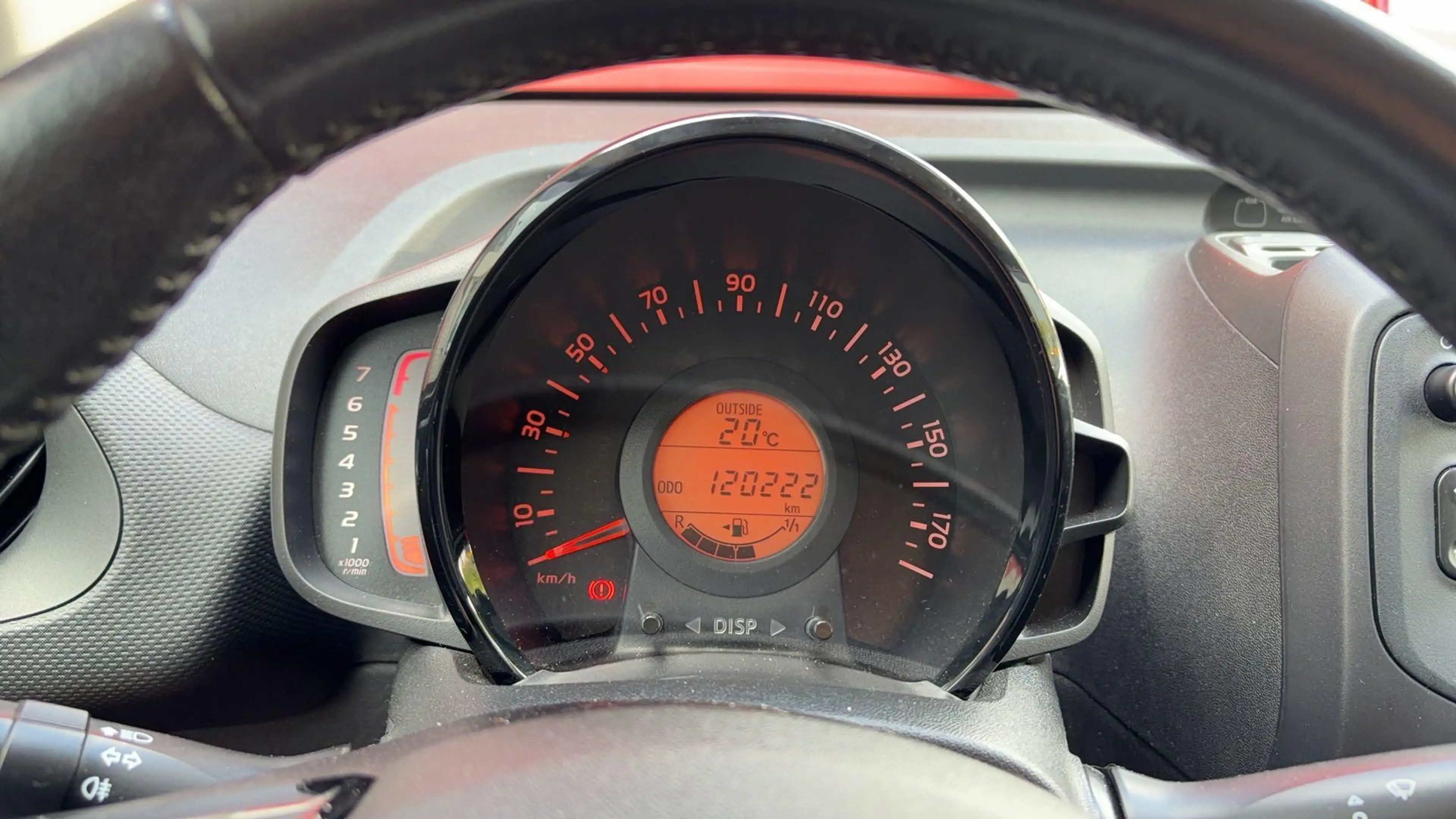 Citroen C1 1.0 e-VTi Feel AIRCO / BLUETOOTH / MFS / AUX / ELE — photo 8