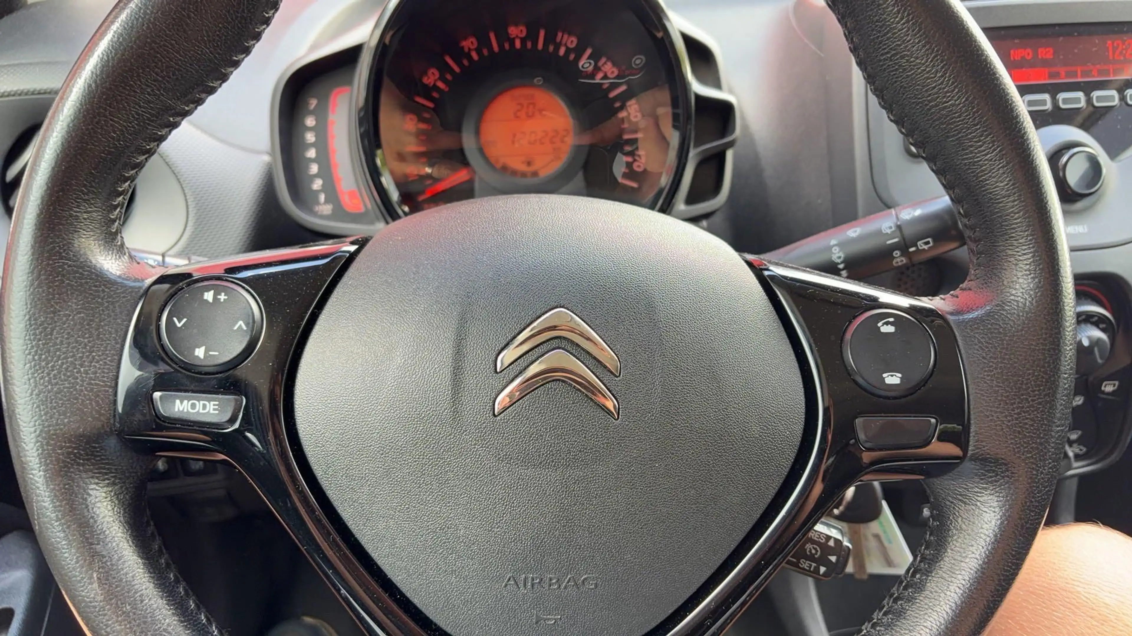 Citroen C1 1.0 e-VTi Feel AIRCO / BLUETOOTH / MFS / AUX / ELE — photo 7
