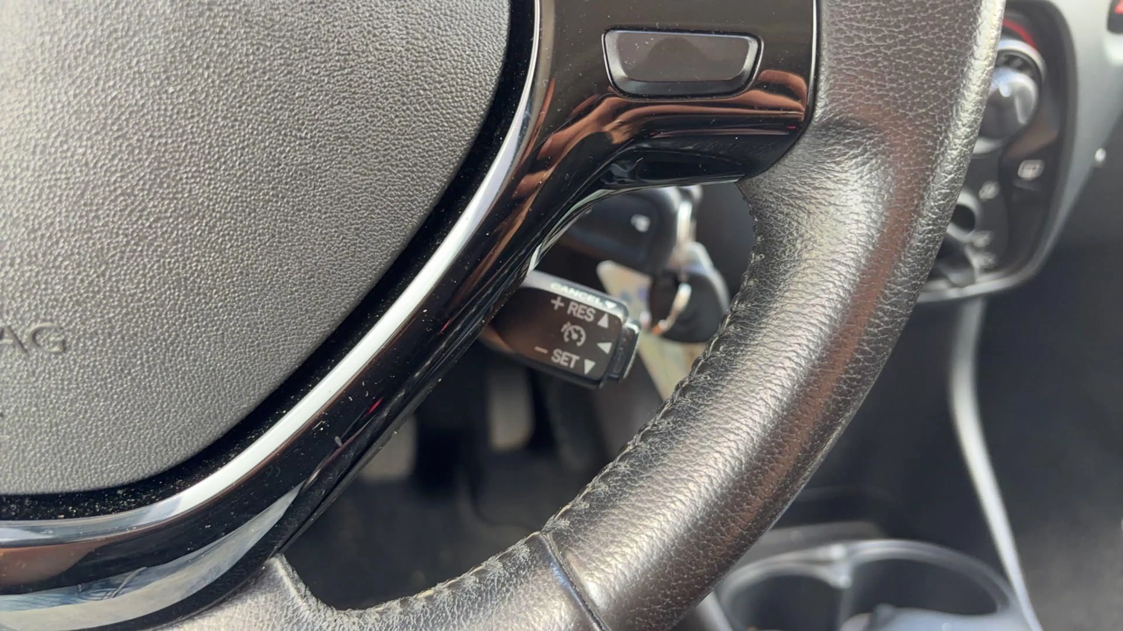 Citroen C1 1.0 e-VTi Feel AIRCO / BLUETOOTH / MFS / AUX / ELE — photo 9