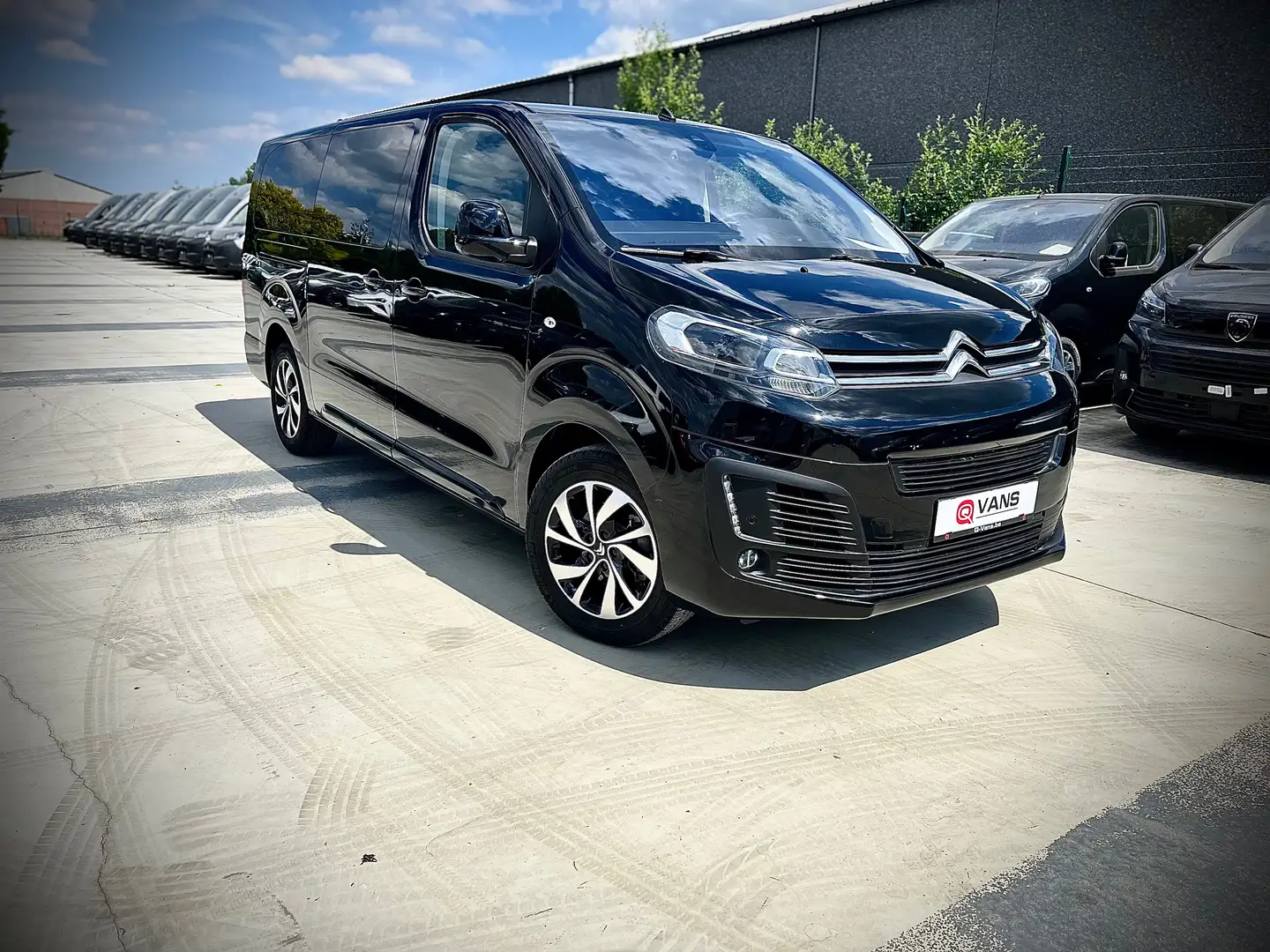 Citroen Spacetourer 2.0 BlueHDi XL 180 PK Automaat Noir - 2