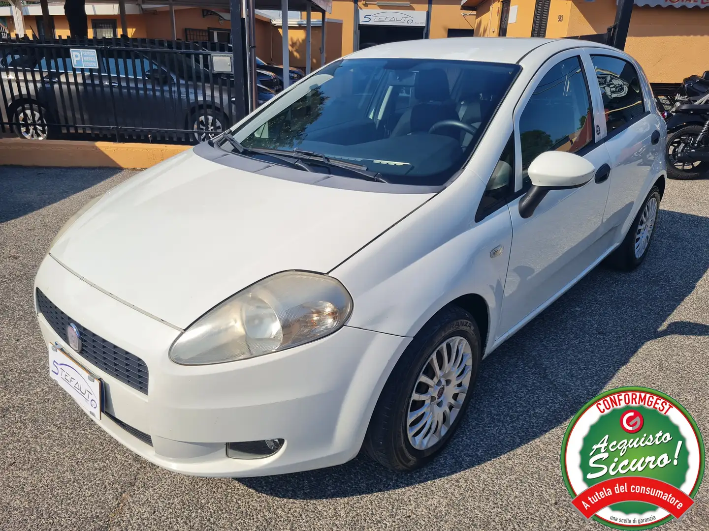 Fiat Punto 5p 1.3 mjt 16v Actual *NEOPATENTATI* Weiß - 2