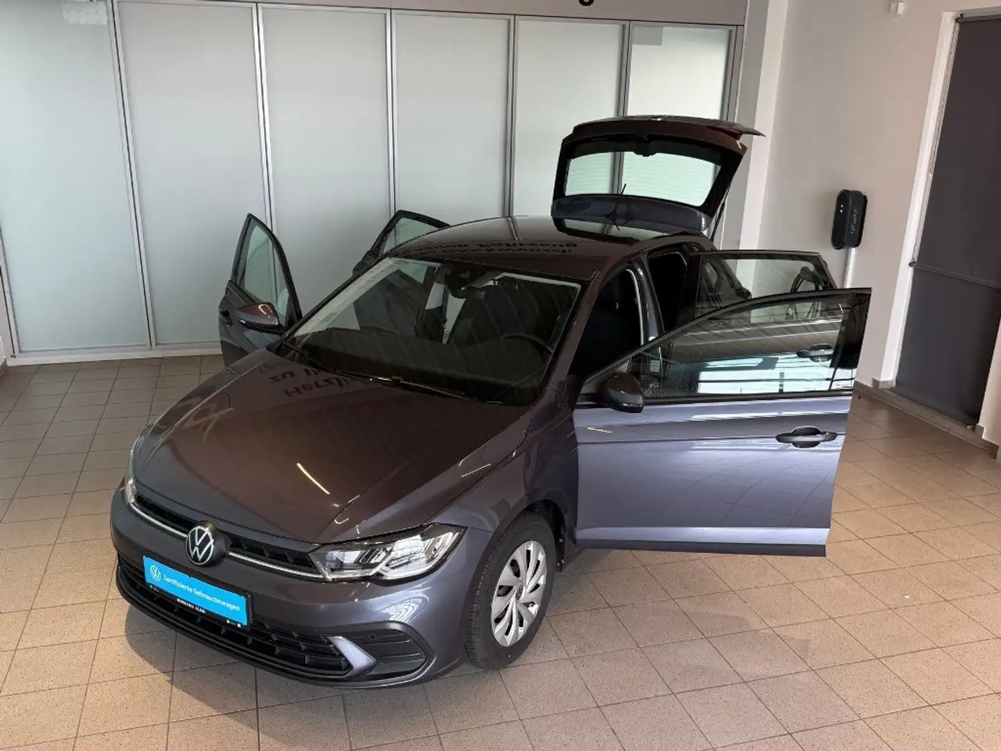 Volkswagen Polo 1.0 TSI Life Digital Cockpit, LED, ACC Silber - 2