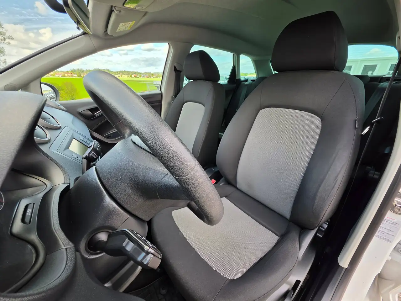 SEAT Ibiza Reference – Bild 9