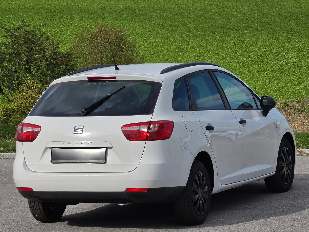 SEAT Ibiza Reference – Bild 2