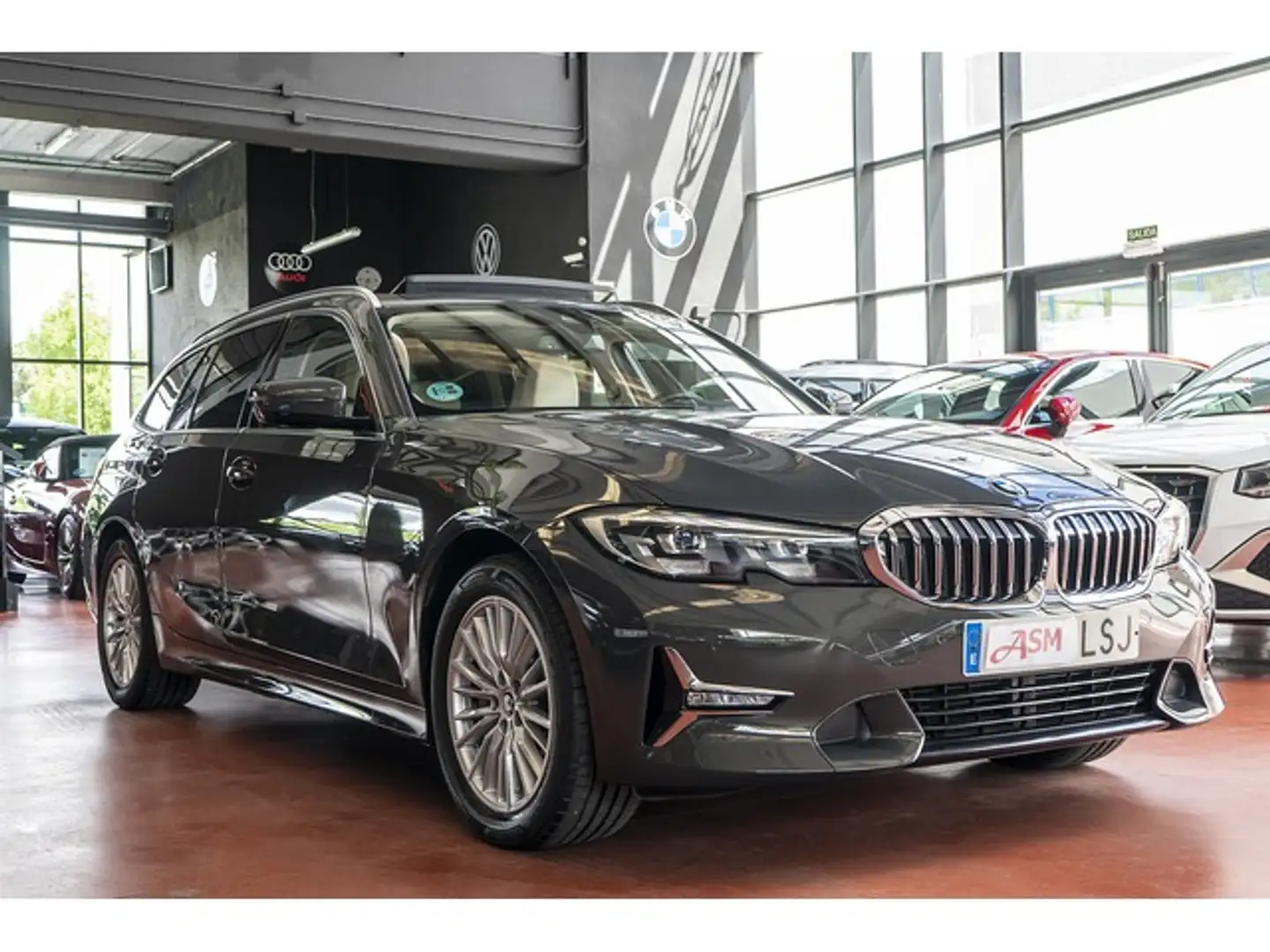 BMW 330 330iA xDrive Touring Gris - 2