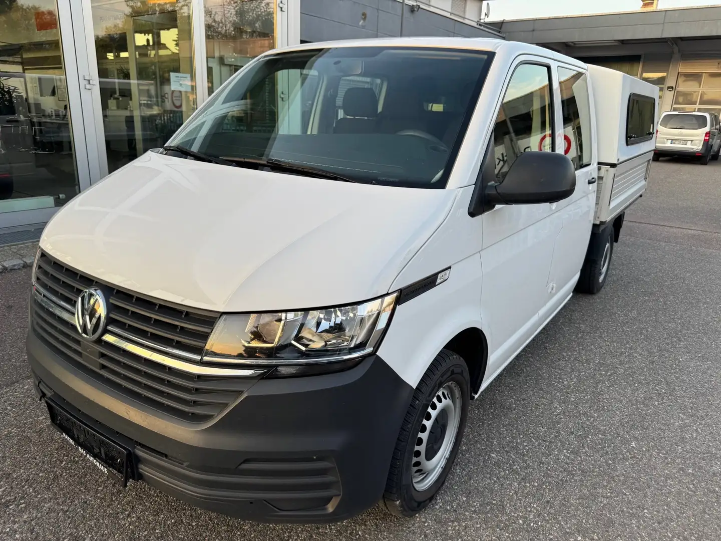 Volkswagen T6.1 Transporter T6 2.0TDI Pritsche DoKa LR Lang 4 MOTION Weiß - 1