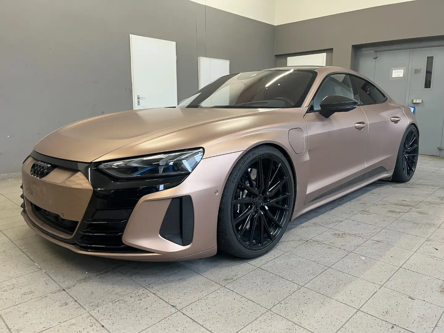 Audi RS e-tron GT quattro VOSSEN*Carbon*Laser*S-Sitze Schwarz - 2