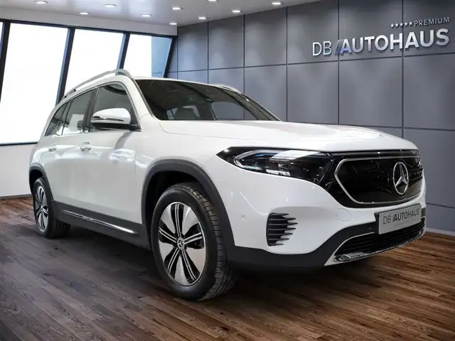Mercedes-Benz EQB view 2