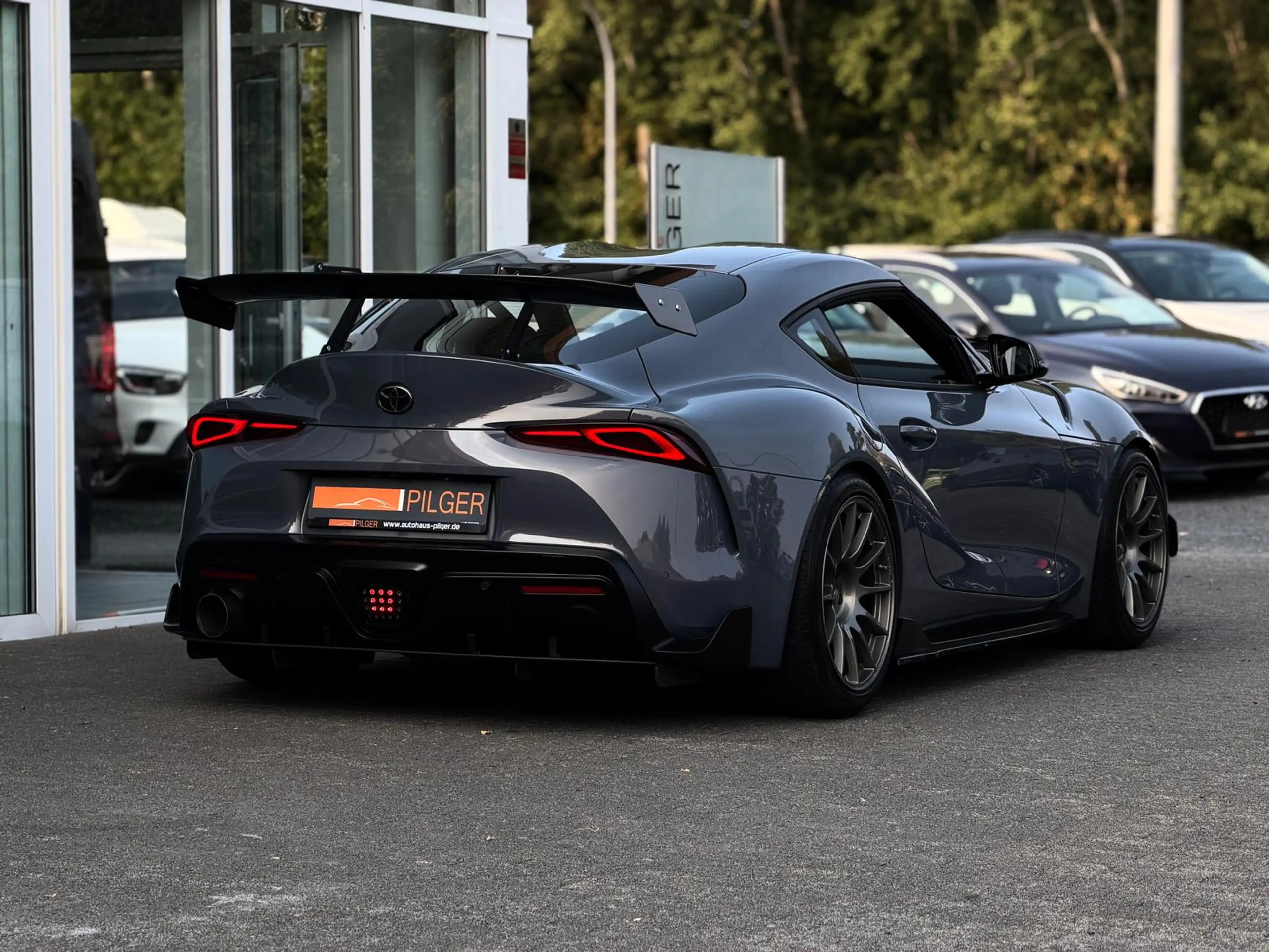Toyota Supra *LED*HUD*PDC*Track*Carbon*Shifter*Schale — photo 4
