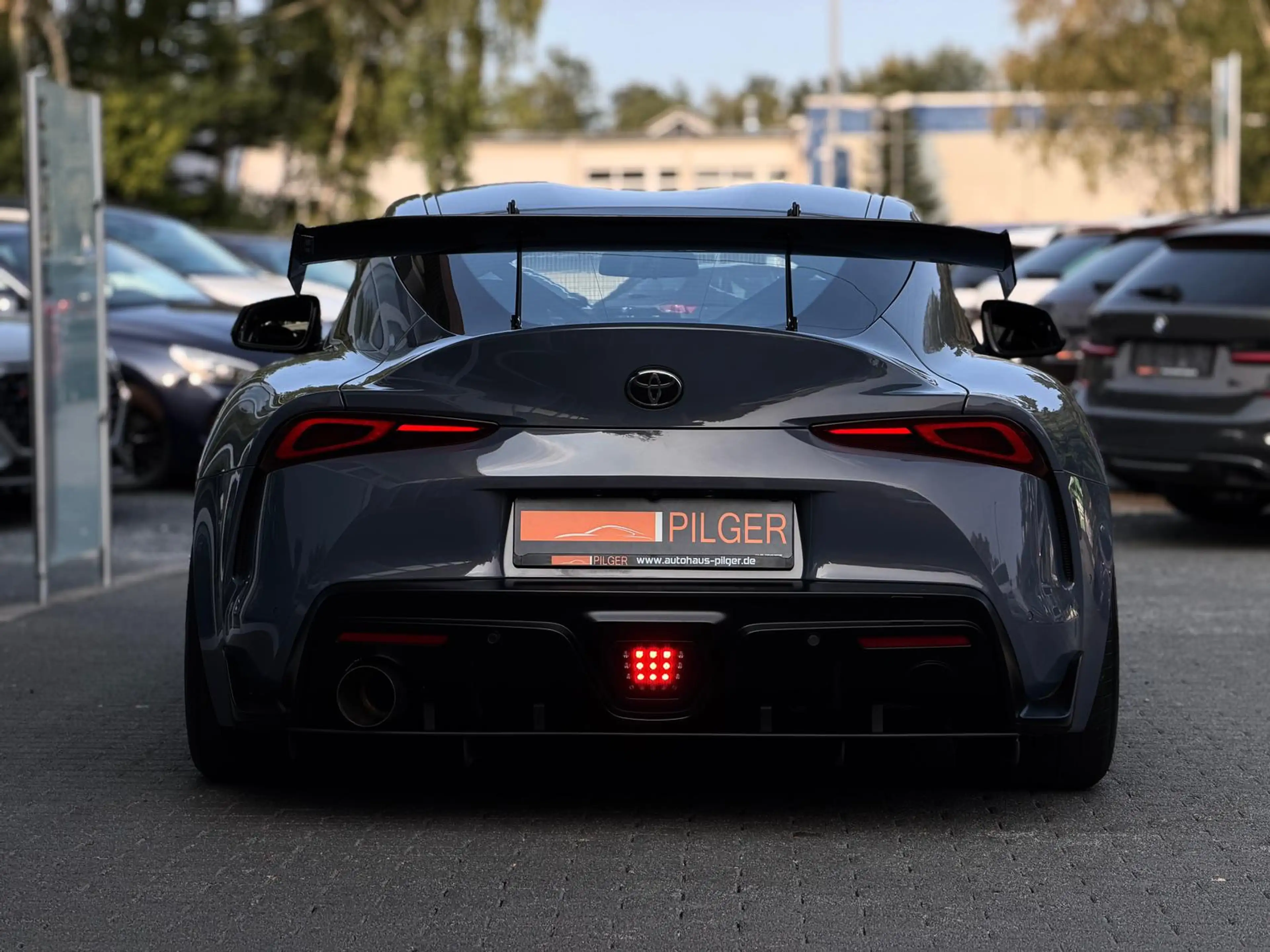Toyota Supra *LED*HUD*PDC*Track*Carbon*Shifter*Schale — photo 5