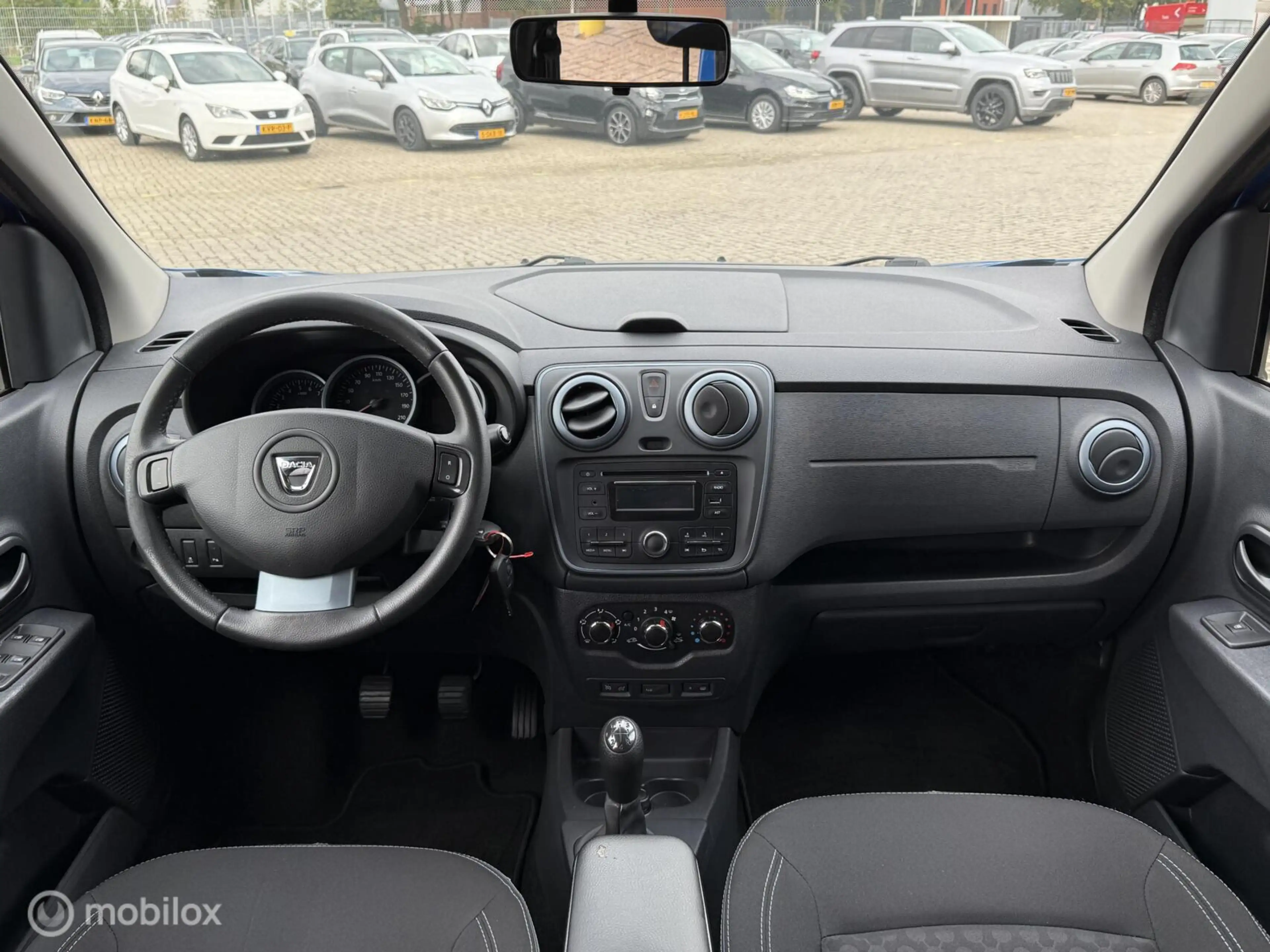 Dacia Lodgy 1.2 TCe Stepway 5p. CRUISE | PDC — photo 2