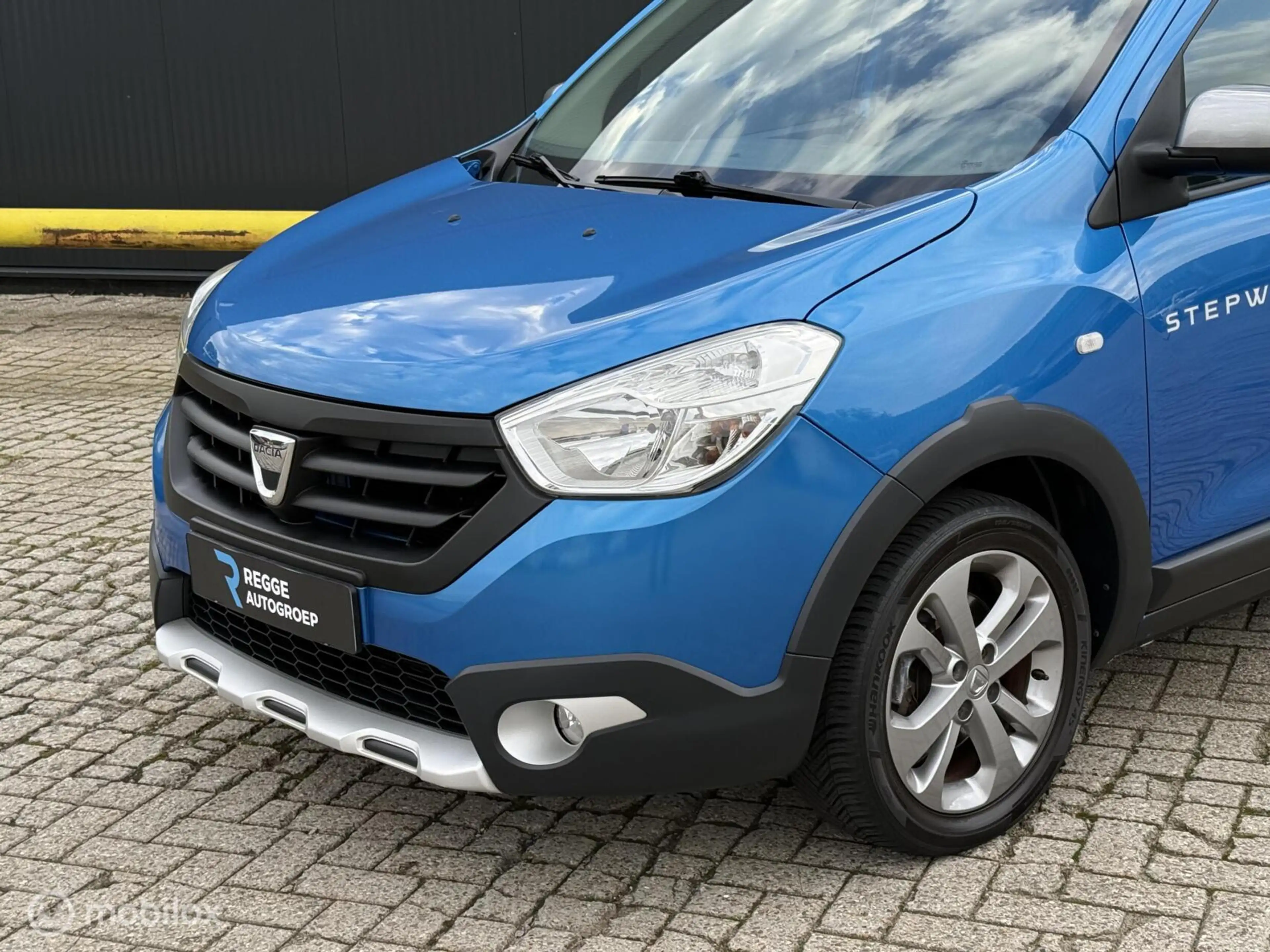 Dacia Lodgy 1.2 TCe Stepway 5p. CRUISE | PDC — photo 6