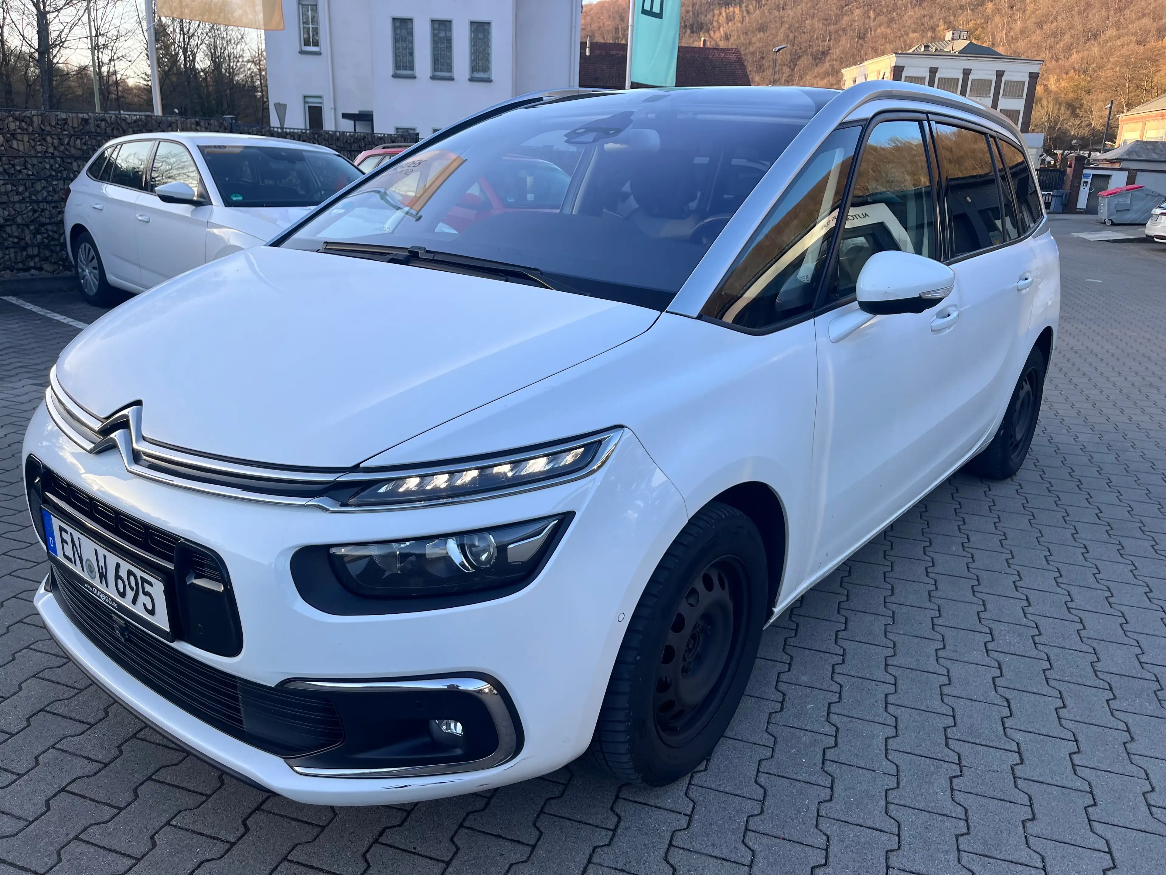 Citroen Grand C4 SpaceTourer Shine — photo 4