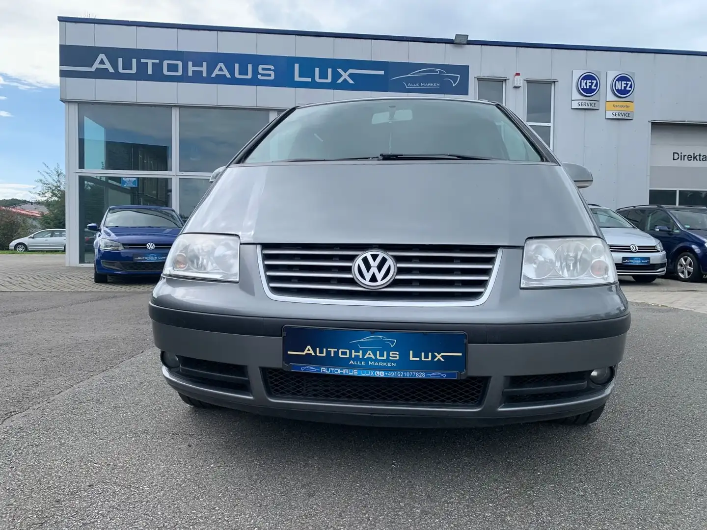 Volkswagen Sharan Trendline 1.9/7Sitzer/TÜV NEU Grau - 2