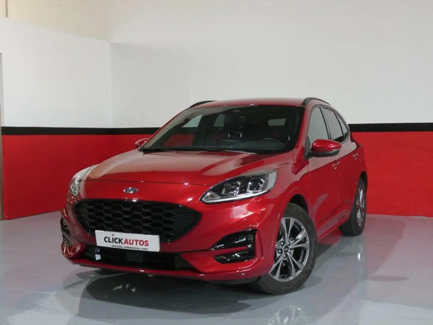 Ford Kuga 1.5 EcoB. Auto S&S ST-Line 4x2 150 Rojo - 1