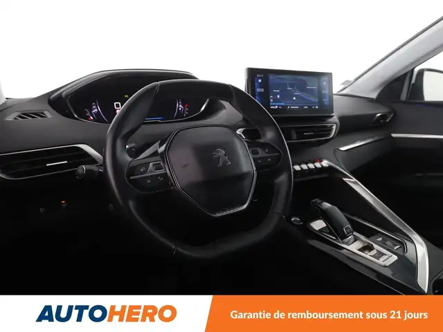 Peugeot 3008 view 11
