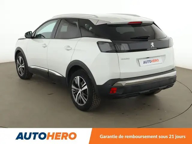 Peugeot 3008 view 4