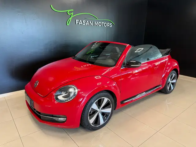 Volkswagen Maggiolino Maggiolino 2011 Cabrio 2.0 tdi Sport 140cv dsg