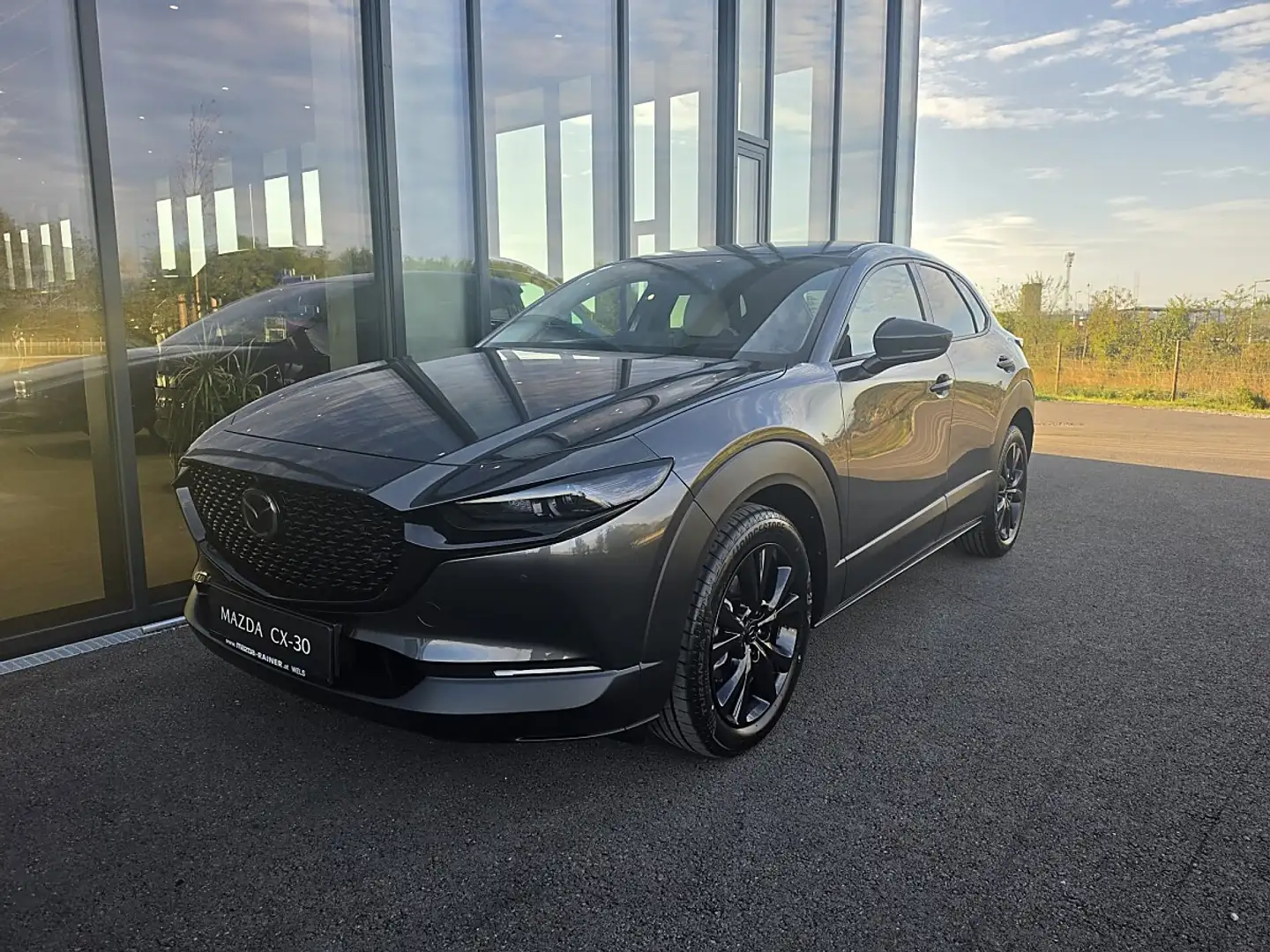 Mazda CX-30 e-Skyactive G140 Makoto Winterräder GRATIS Grau - 1