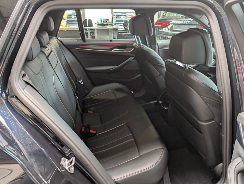 BMW 540 d xDrive Touring M Sport Aut. 1.Hand — photo 12