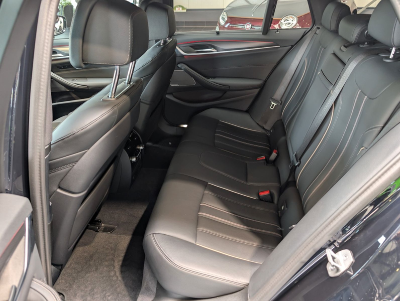 BMW 540 d xDrive Touring M Sport Aut. 1.Hand — photo 10