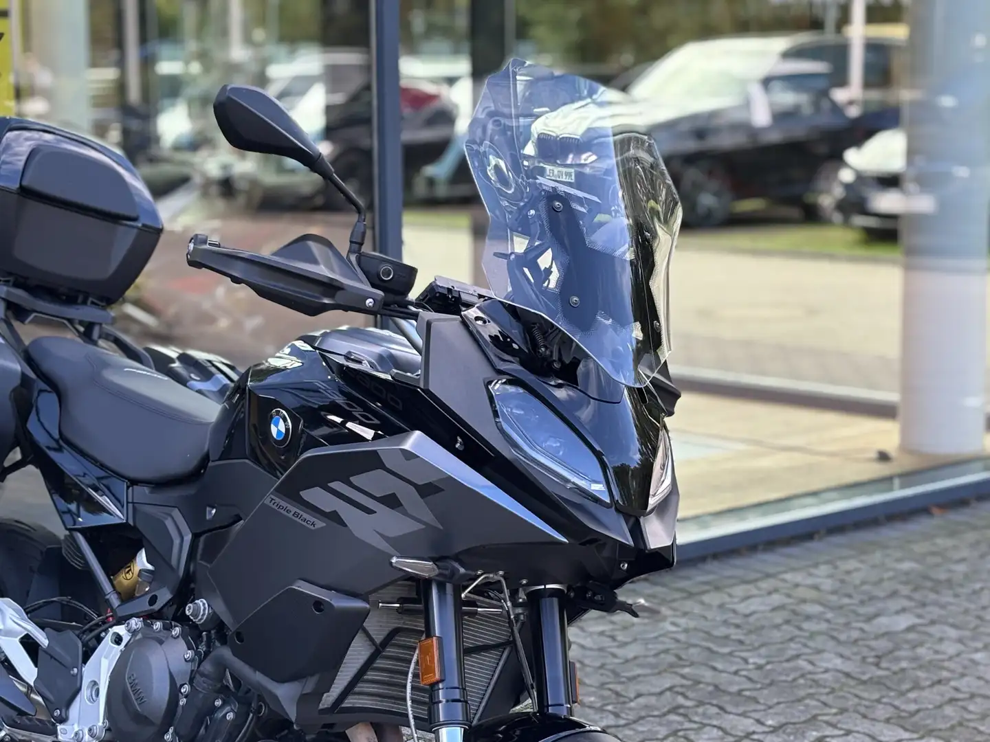 BMW F 900 XR Zwart - 2