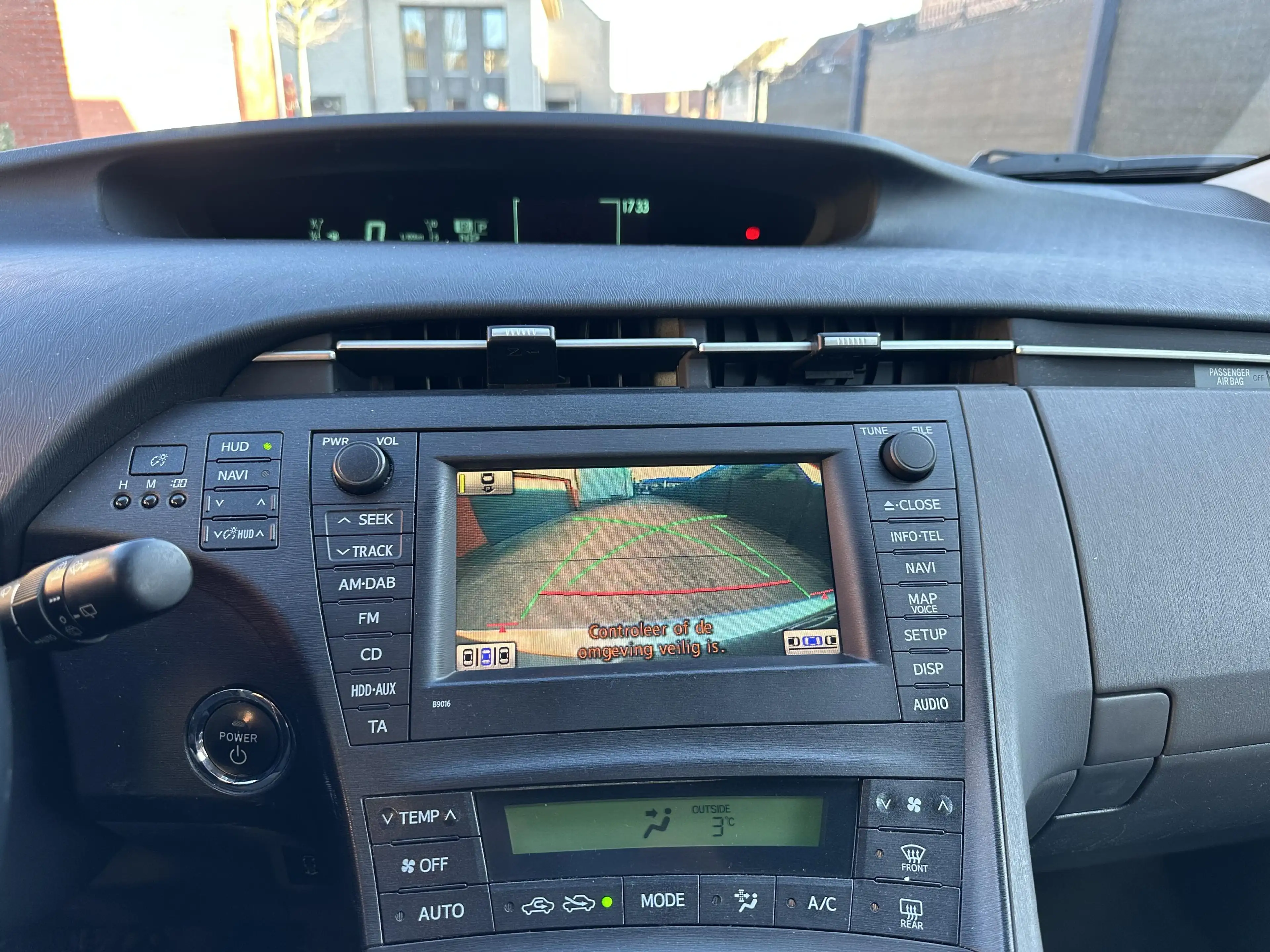 Toyota Prius Prius Hybrid 1.8i VVT-i Luna — photo 9