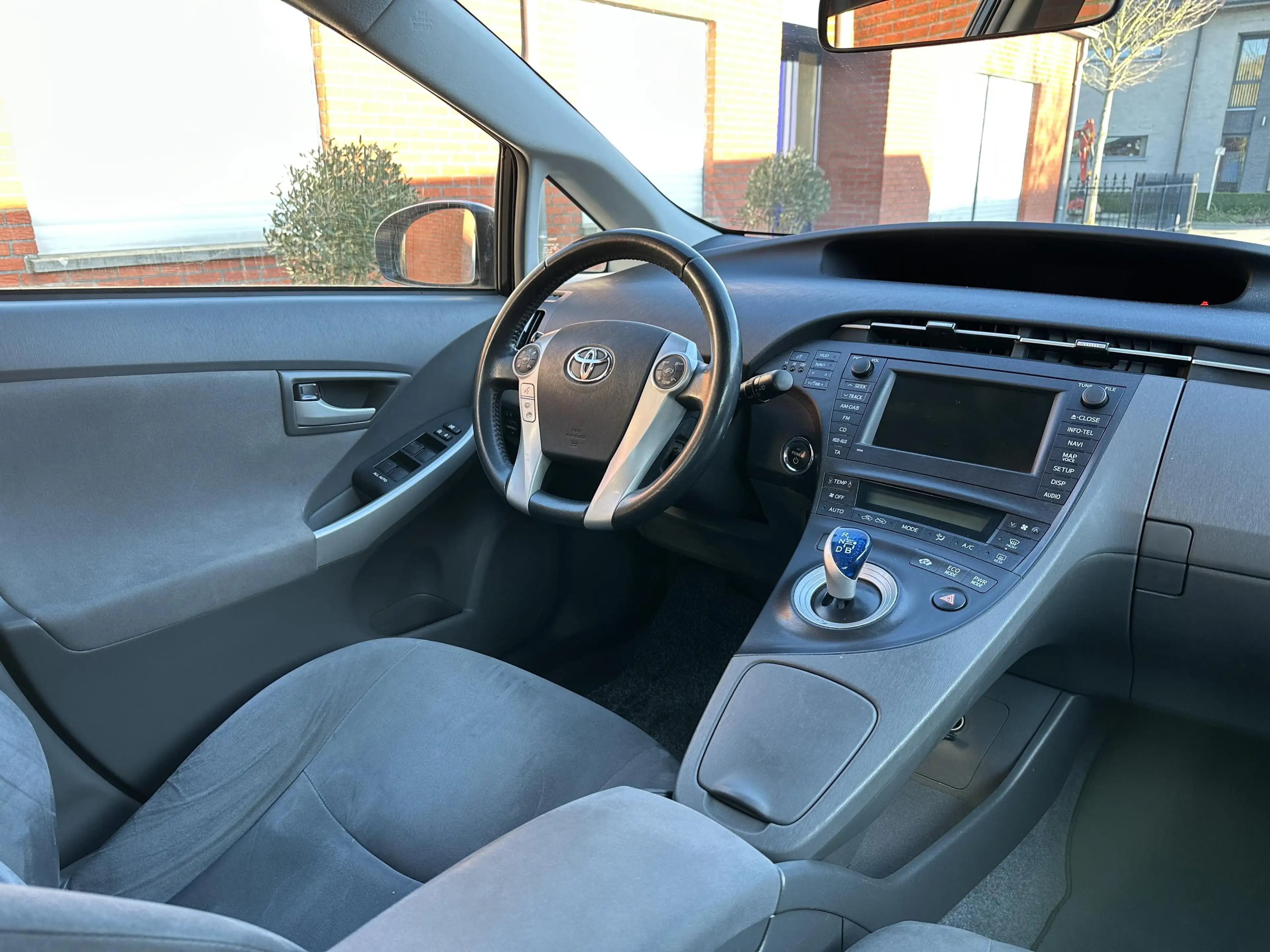 Toyota Prius Prius Hybrid 1.8i VVT-i Luna — photo 7