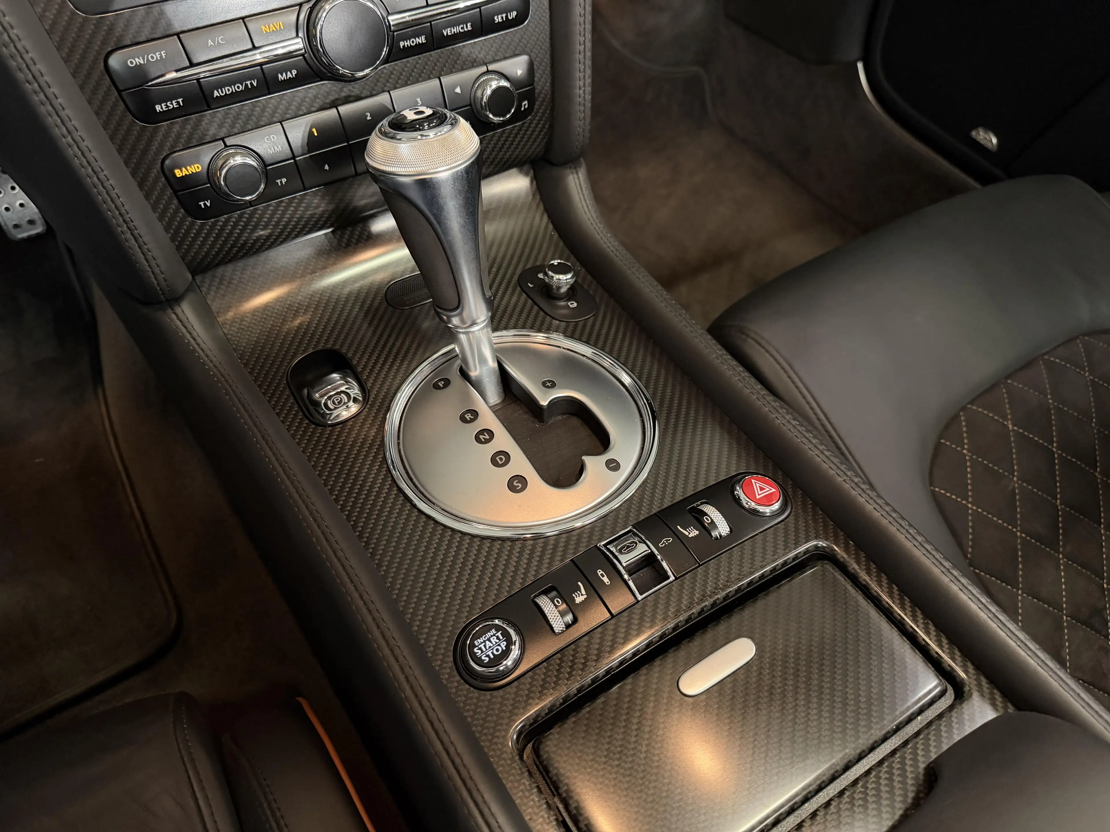 Bentley Continental Supersport Cabrio — photo 14