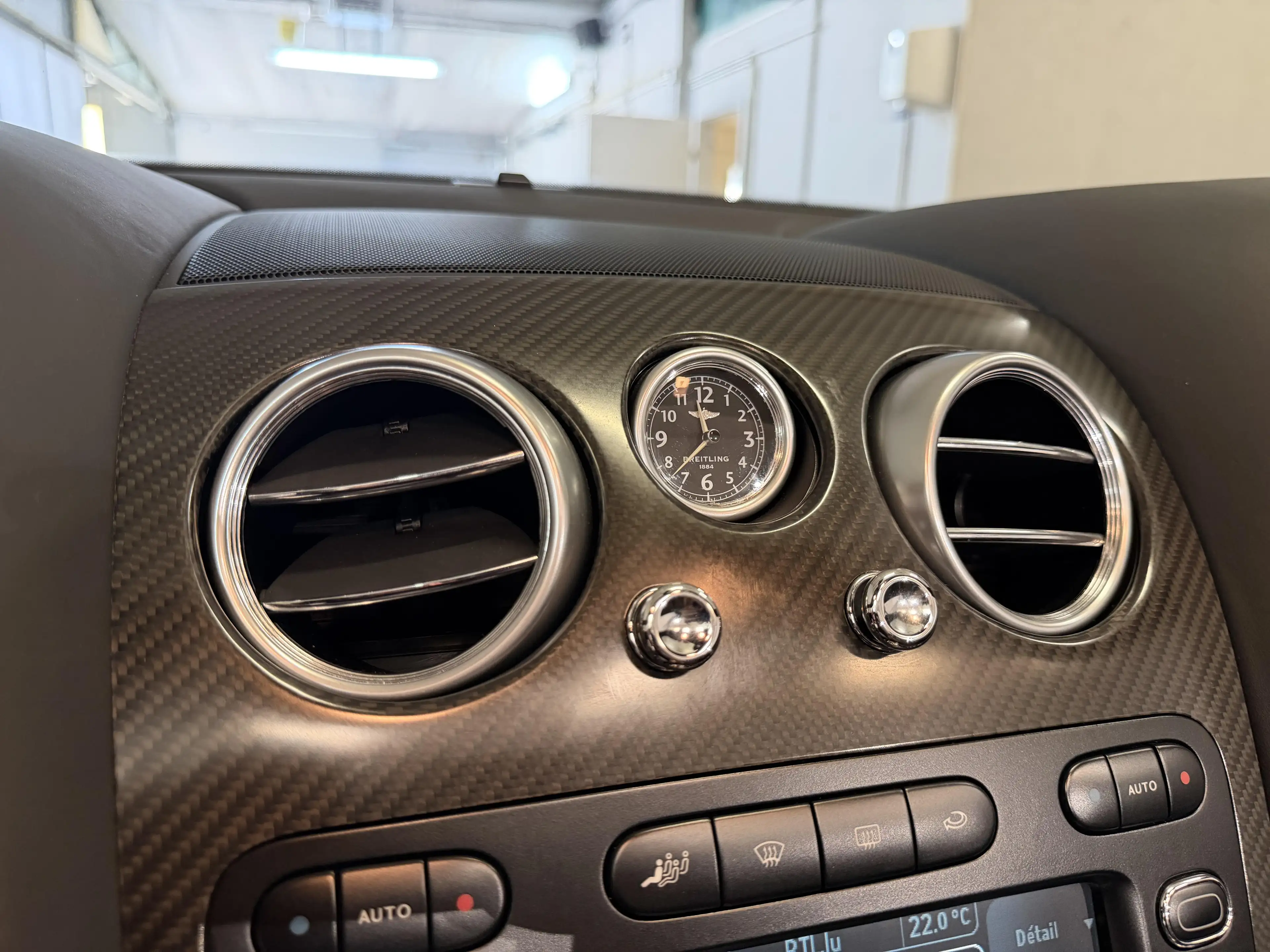 Bentley Continental Supersport Cabrio — photo 12