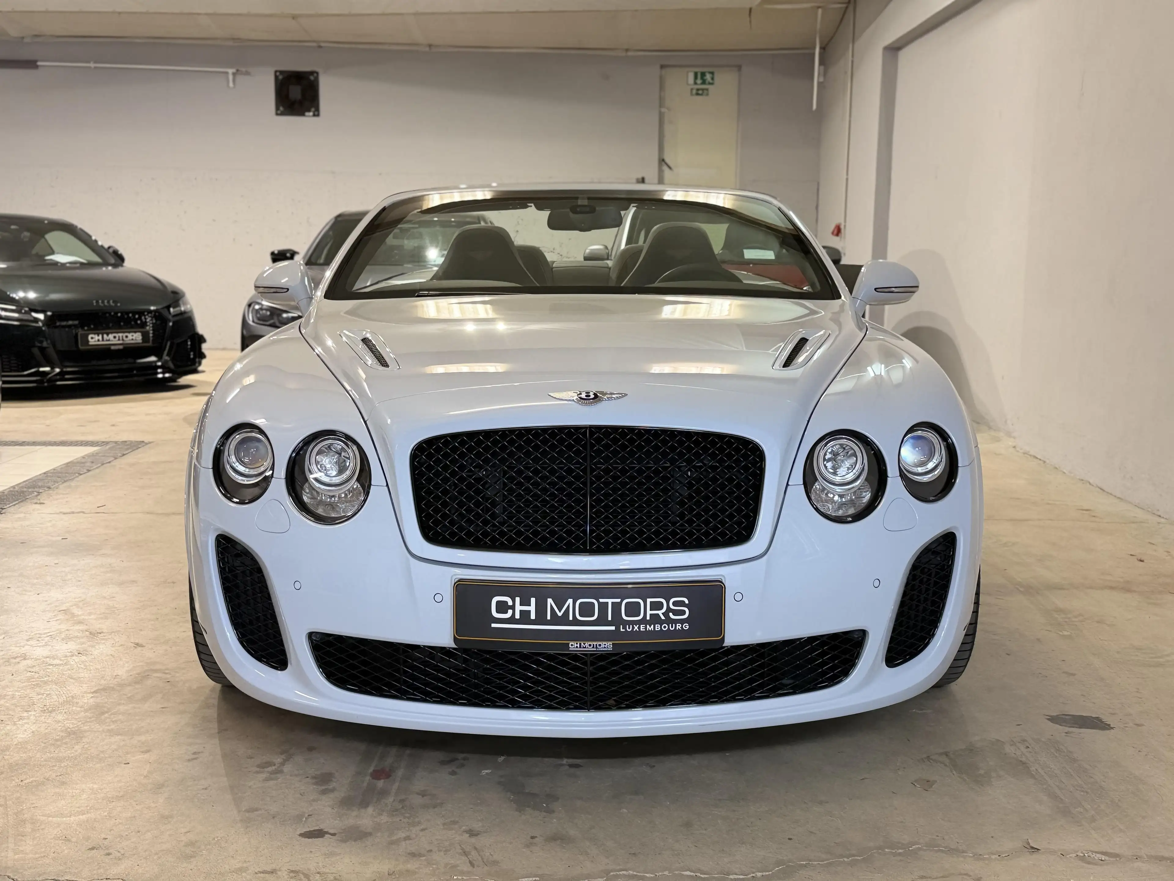 Bentley Continental Supersport Cabrio — photo 2