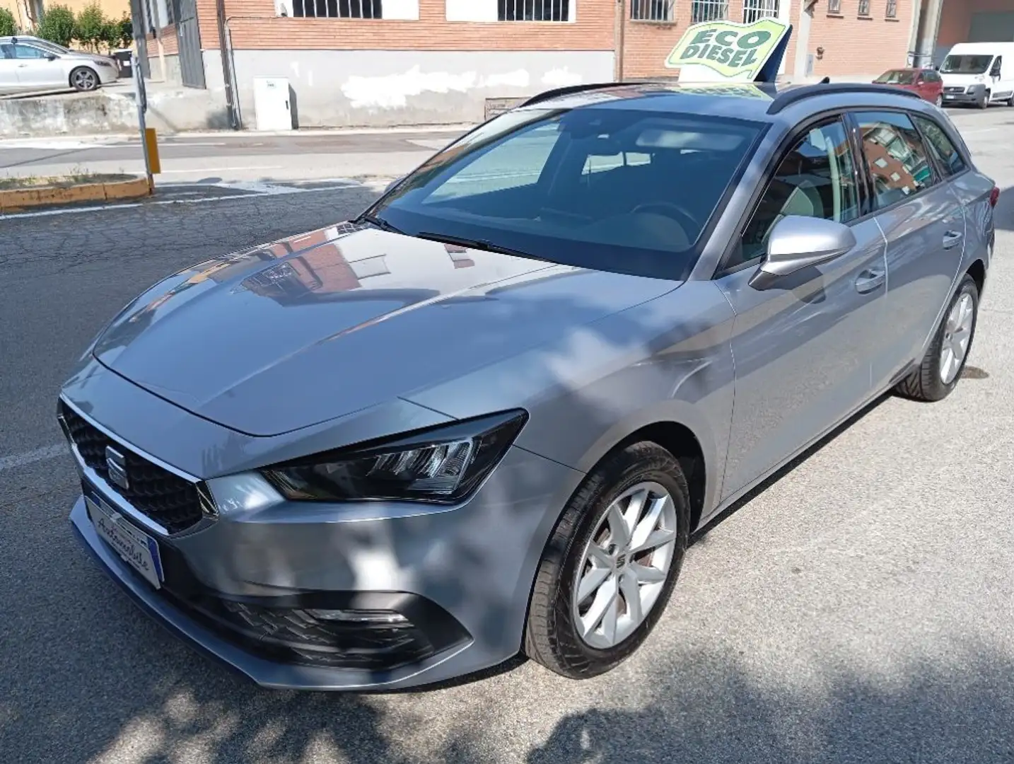 SEAT Leon Sportstourer 2.0 TDI Style Argento - 1