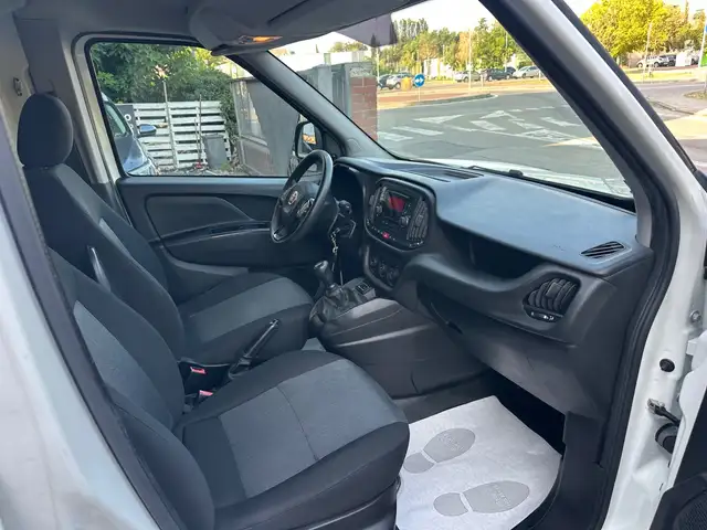 Fiat Doblo view 9