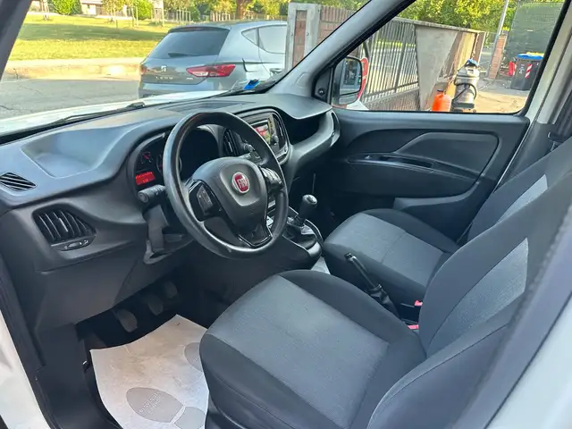 Fiat Doblo view 5