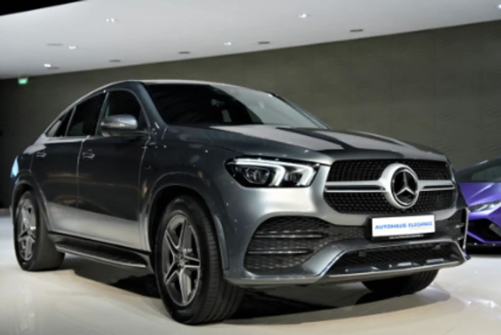 Mercedes-Benz MERCEDES-BENZ Clase GLE Deportivo  Automático de Gris - 2