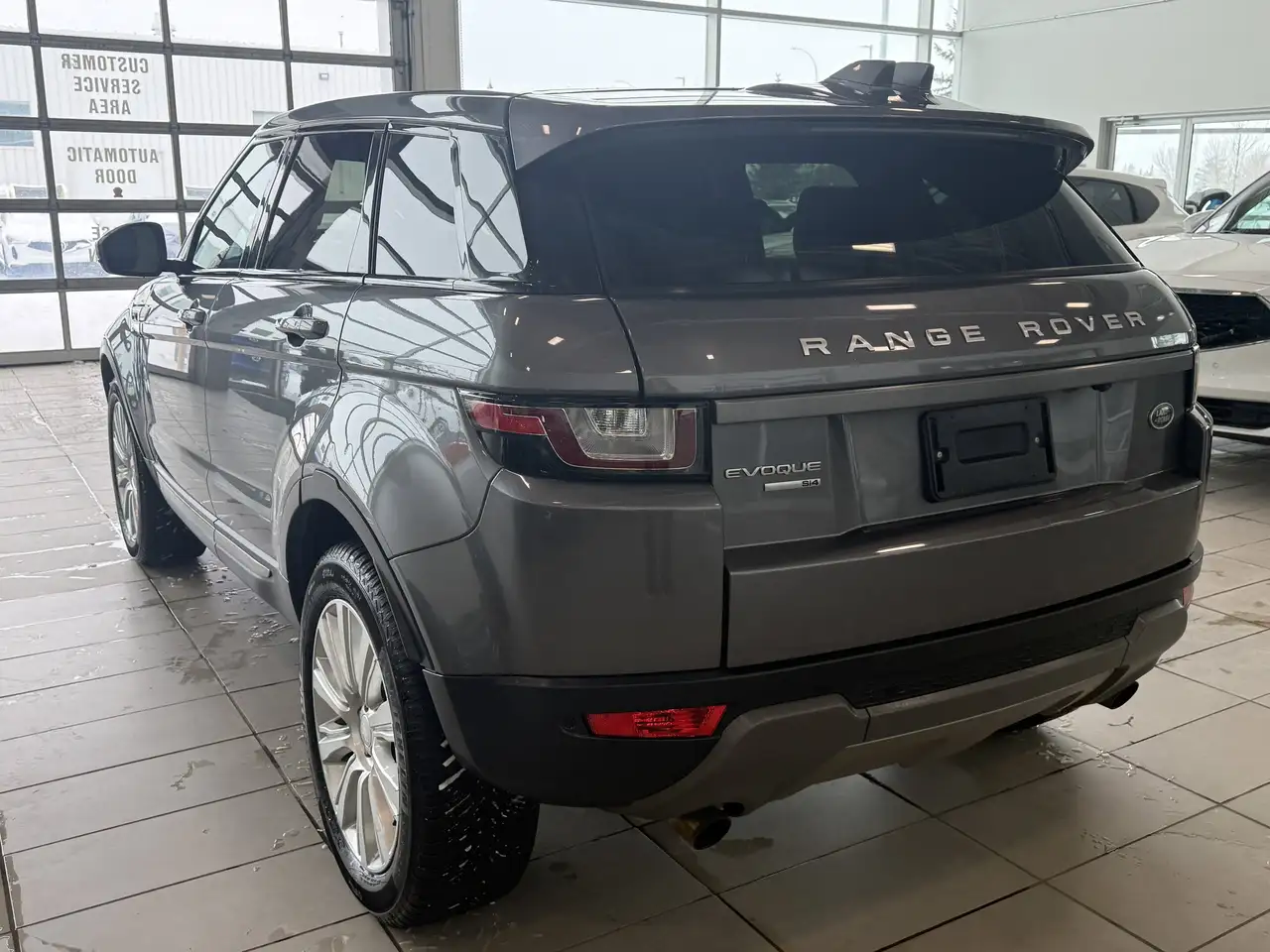 Land Rover Range Rover Evoque снимка Land Rover Range Rover Evoque