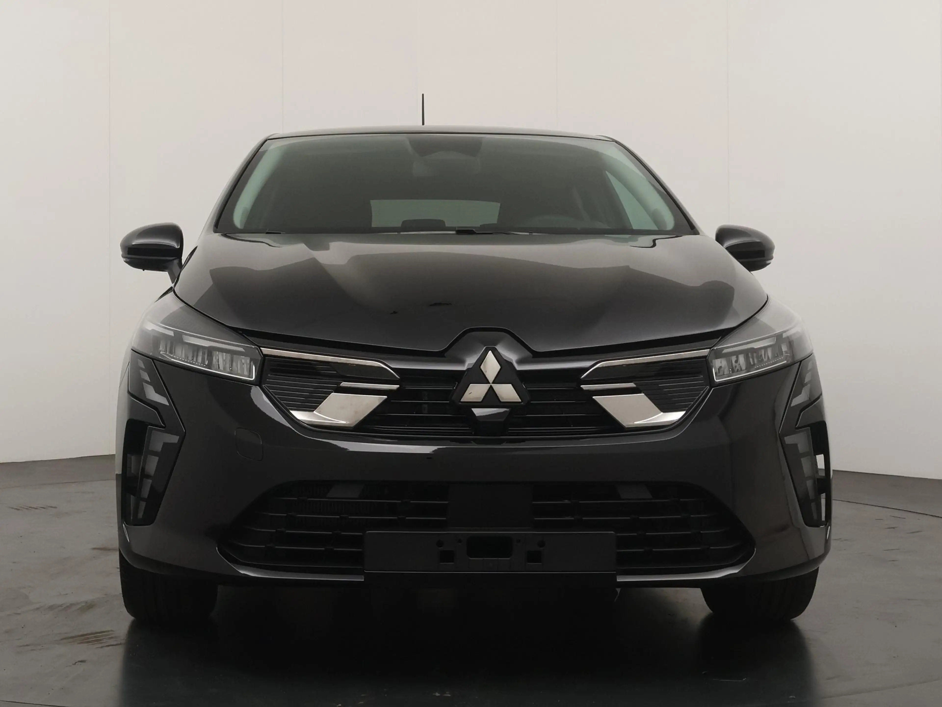 Mitsubishi Colt 1.6 HEV Intense | €4000 korting | Keyless entry & — photo 8