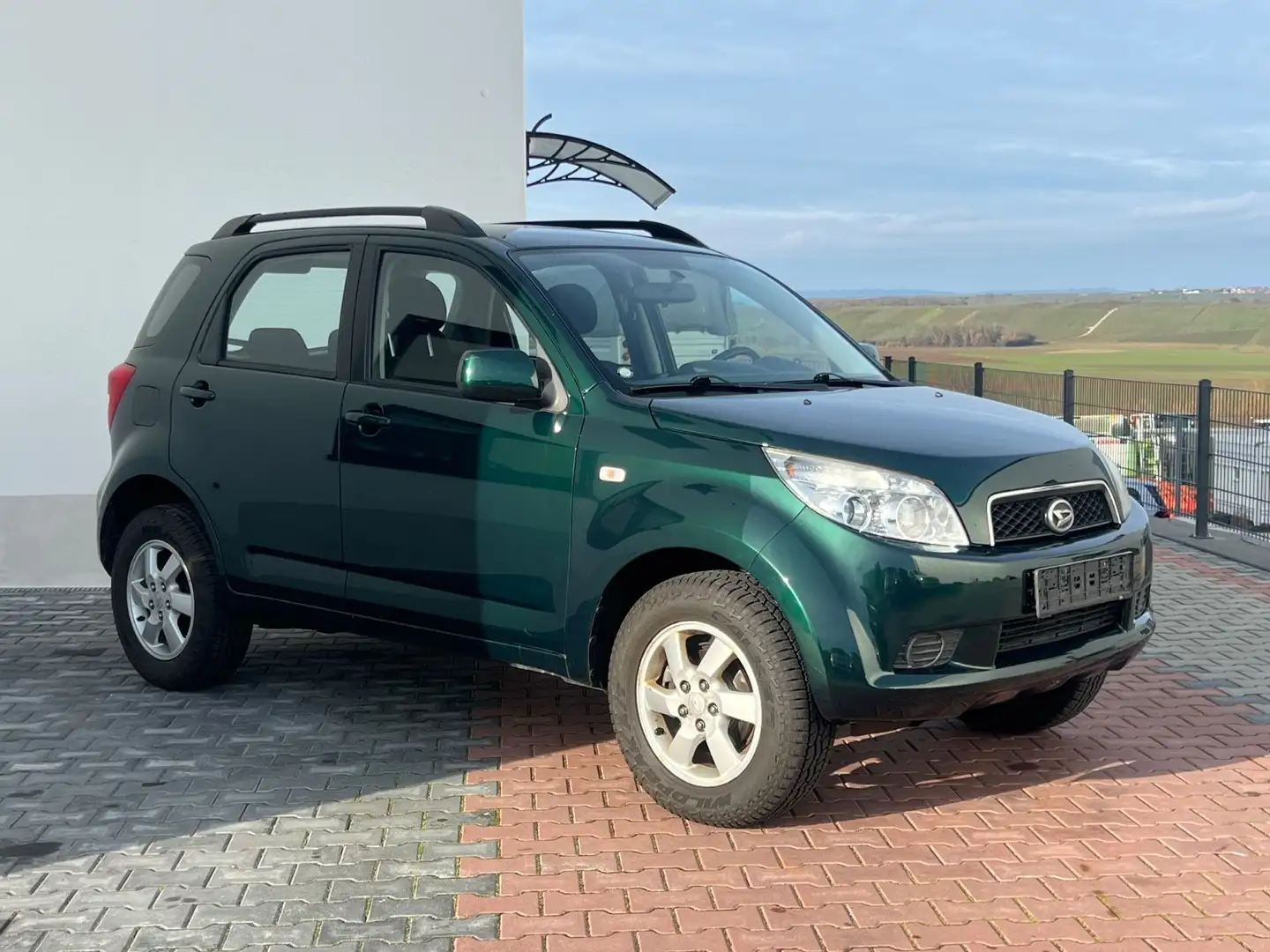 Daihatsu Terios 4WD Pirsch Top S*NUR 98TKM*AUTOMATIK*AHK* Zelená - 1