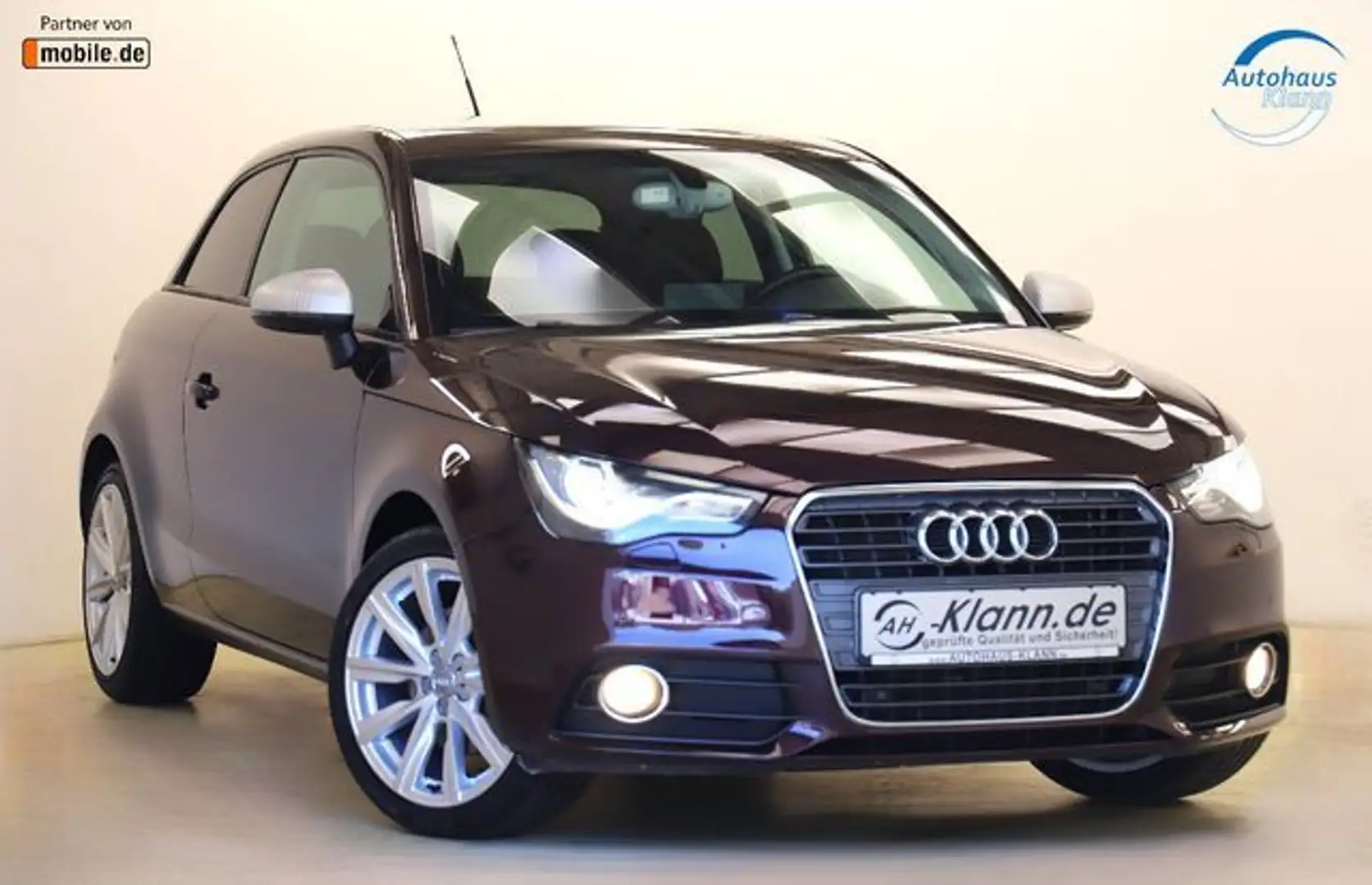 Audi A1 1.4 122PS S-Line Ambition Navi KEYLESS 1.Hand Rojo - 1