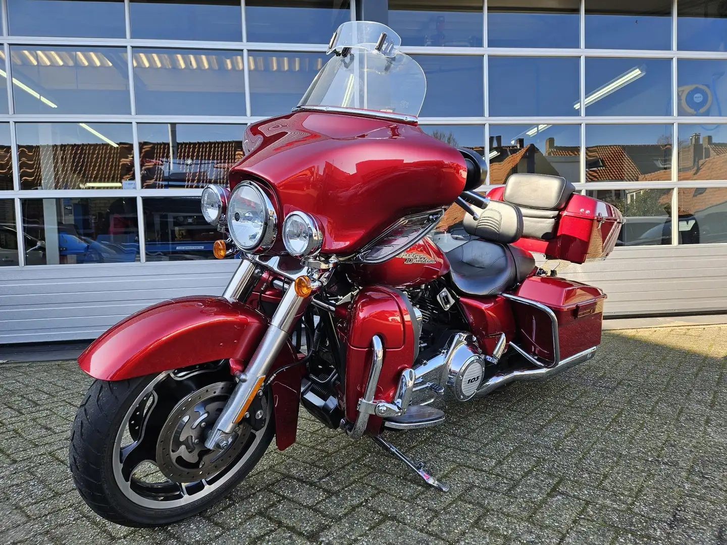 Harley-Davidson Street Glide 103 FLHX in zeer nette staat/Alarm/Cruise Contr./A - 2