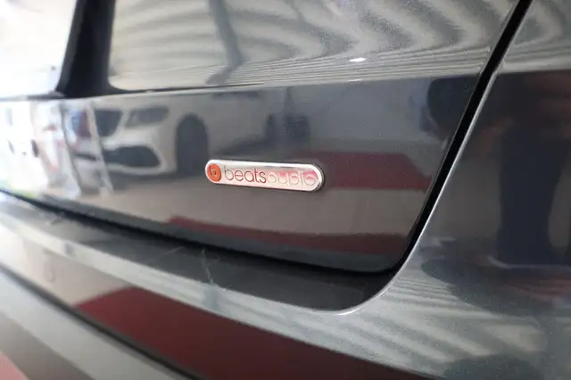 Seat Arona view 8
