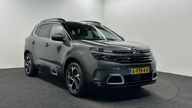 Citroen C5 Aircross view 3