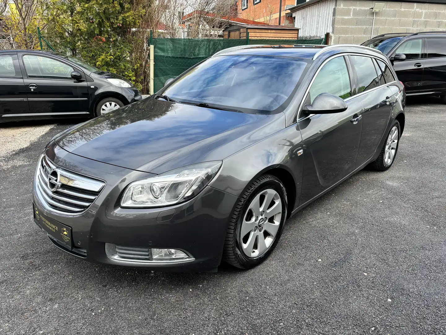 Opel Insignia ST 2,0 Cosmo CDTI DPF ecoflex Gris - 1