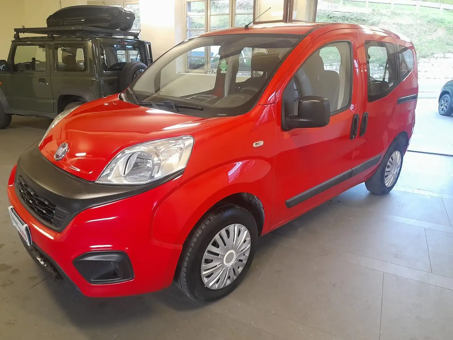 Fiat Qubo QUBO 1.4 8V 77 CV Easy Rouge - 1